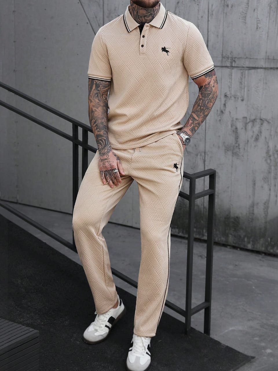 🛒Manfinity CasualCool Conjunto de Camisa Polo de Manga Curta com Tecido Texturizado e Bordado, Adequado para Uso Doméstico e Externo - Imagem 3