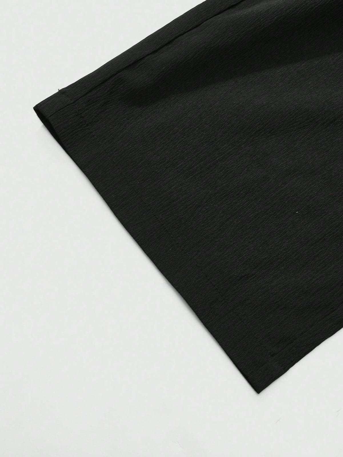 🛒Manfinity Homme Conjunto de Camisa de Manga Curta e Calça com Gola Padre Preta, Aparência Moderna e da Moda, Uso Casual, Traje Casual Maduro para Ir e Vir e Férias, Presente para Marido ou Namorado, Conjunto para Casal, Roupas Confortáveis - Imagem 3