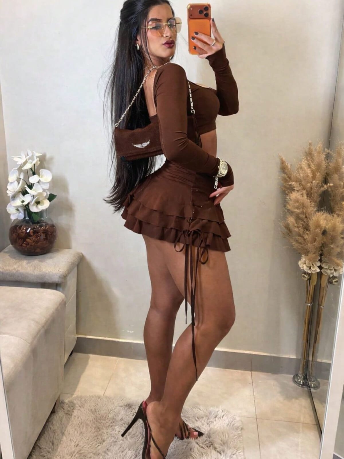 🛒CONJUNTO FEMININO SHORTS SAIA E BLUSA CROPPED BARBATANA Conjunto Feminino Sexy de Duas Peças com Top Corset sem Alças e Saia-Calça, Elegante e elegante. 300+ vendido - Imagem 3
